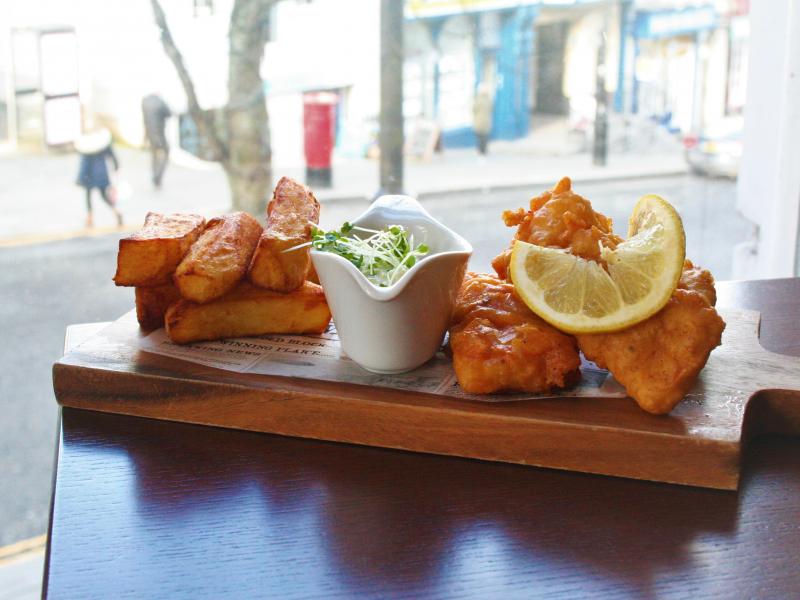 Lock & Quay Bar Bars in Derry City The Shipquay Hotel